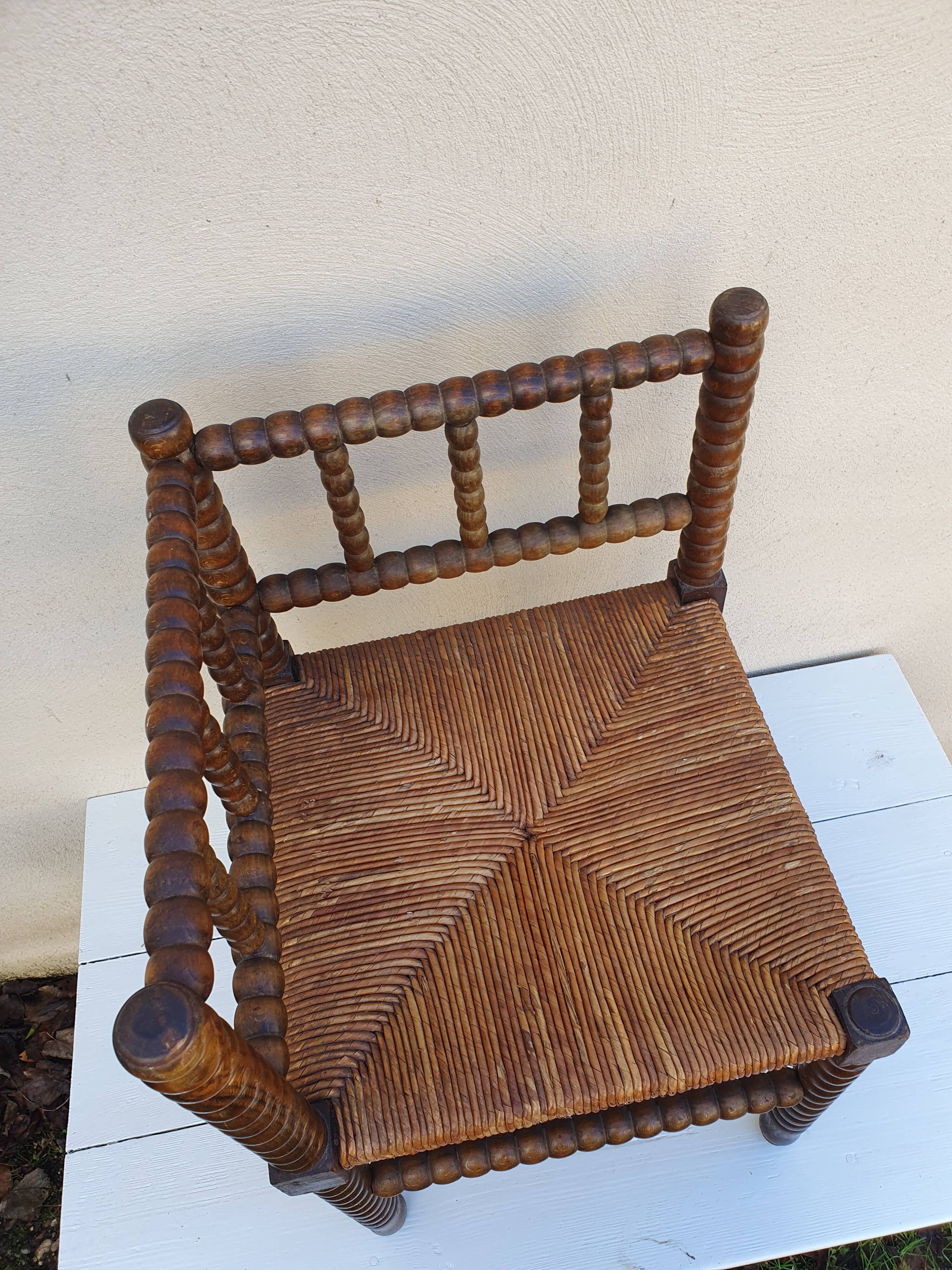 Corner armchair turned rosary style