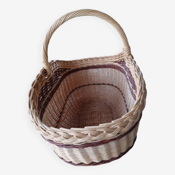 Wicker basket