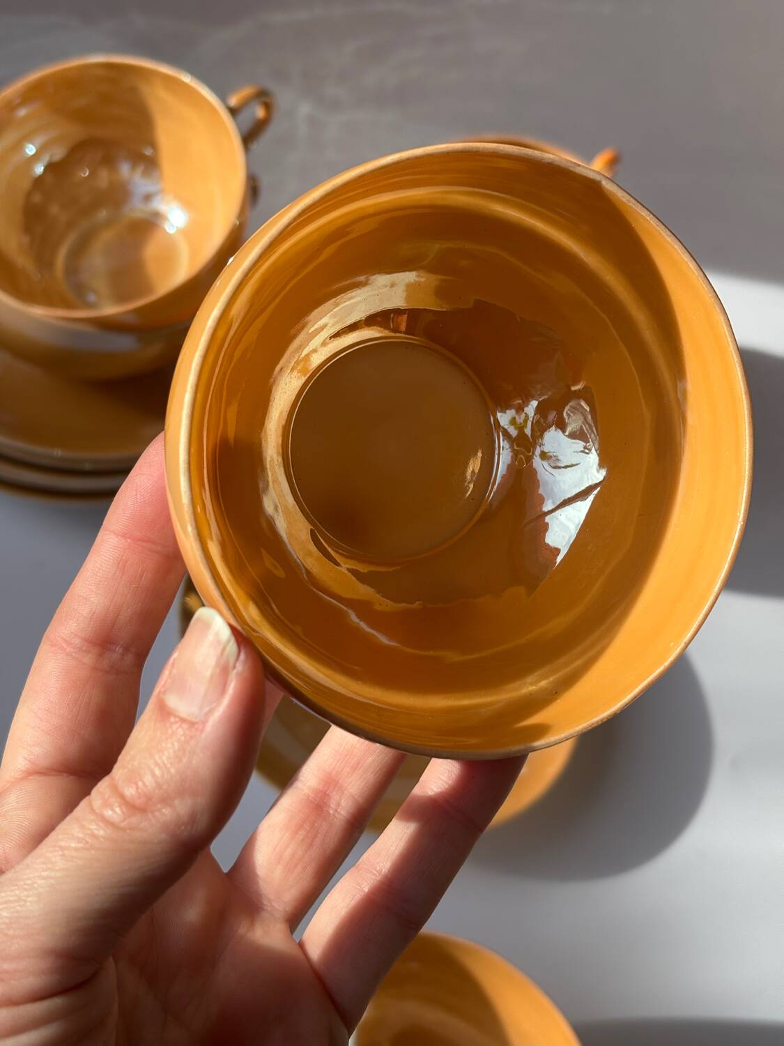 Service en porcelaine irisé 