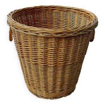 Wicker wastepaper basket