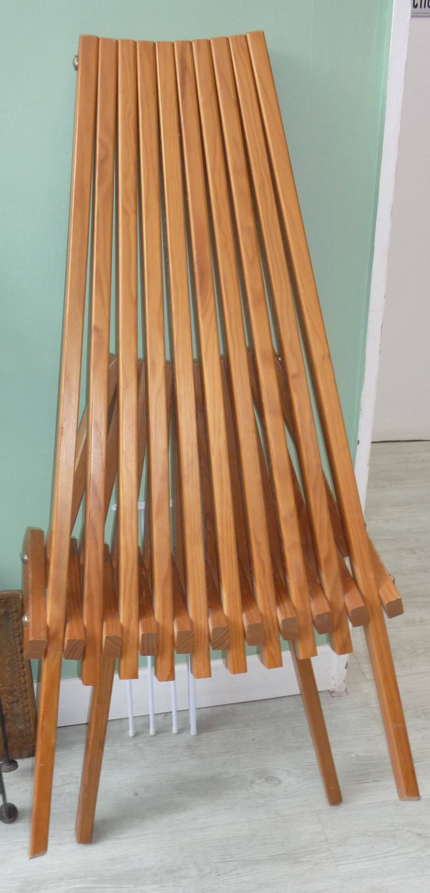 vintage Scandinavian slatted sun lounger