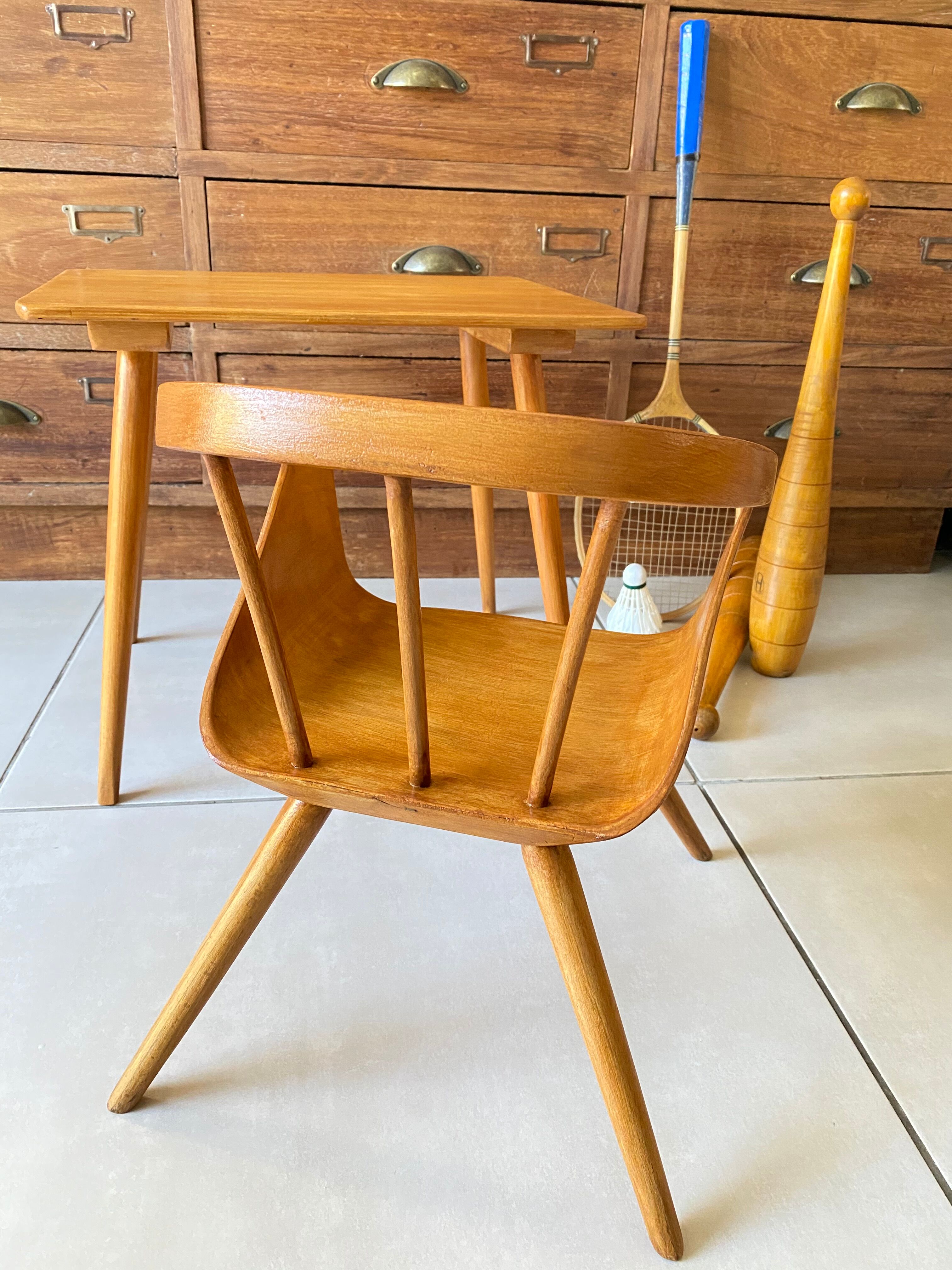 Ensemble bureau et fauteuil enfant Baumann
