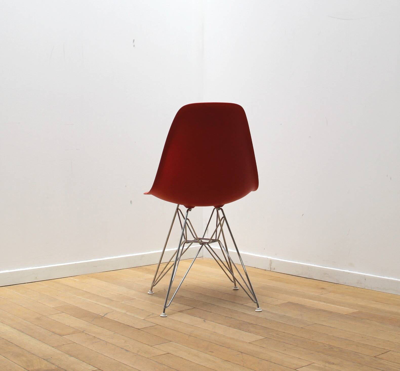 DSR Chair, Charles & Ray Eames Vitra