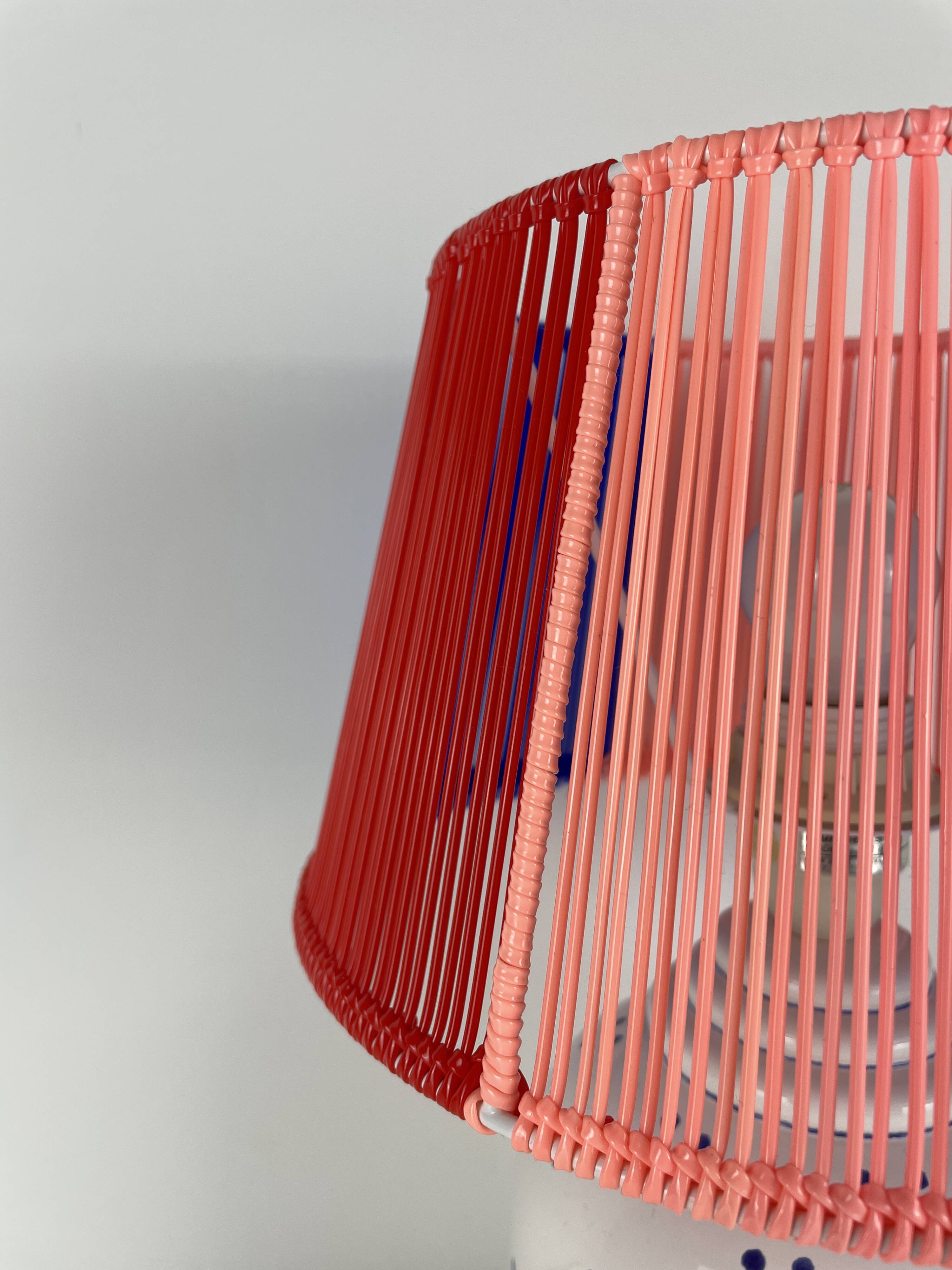 Lampe vintage céramique et abat-jour scoubidou