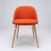 Chaise Tissu Rouge Pieds Bois
