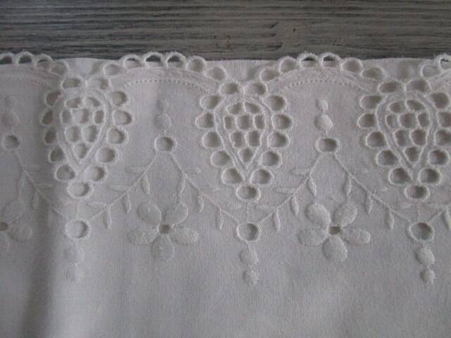 Antique embroidered cotton children's pillowcase: 55x41cm