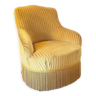 Ochre toad armchair