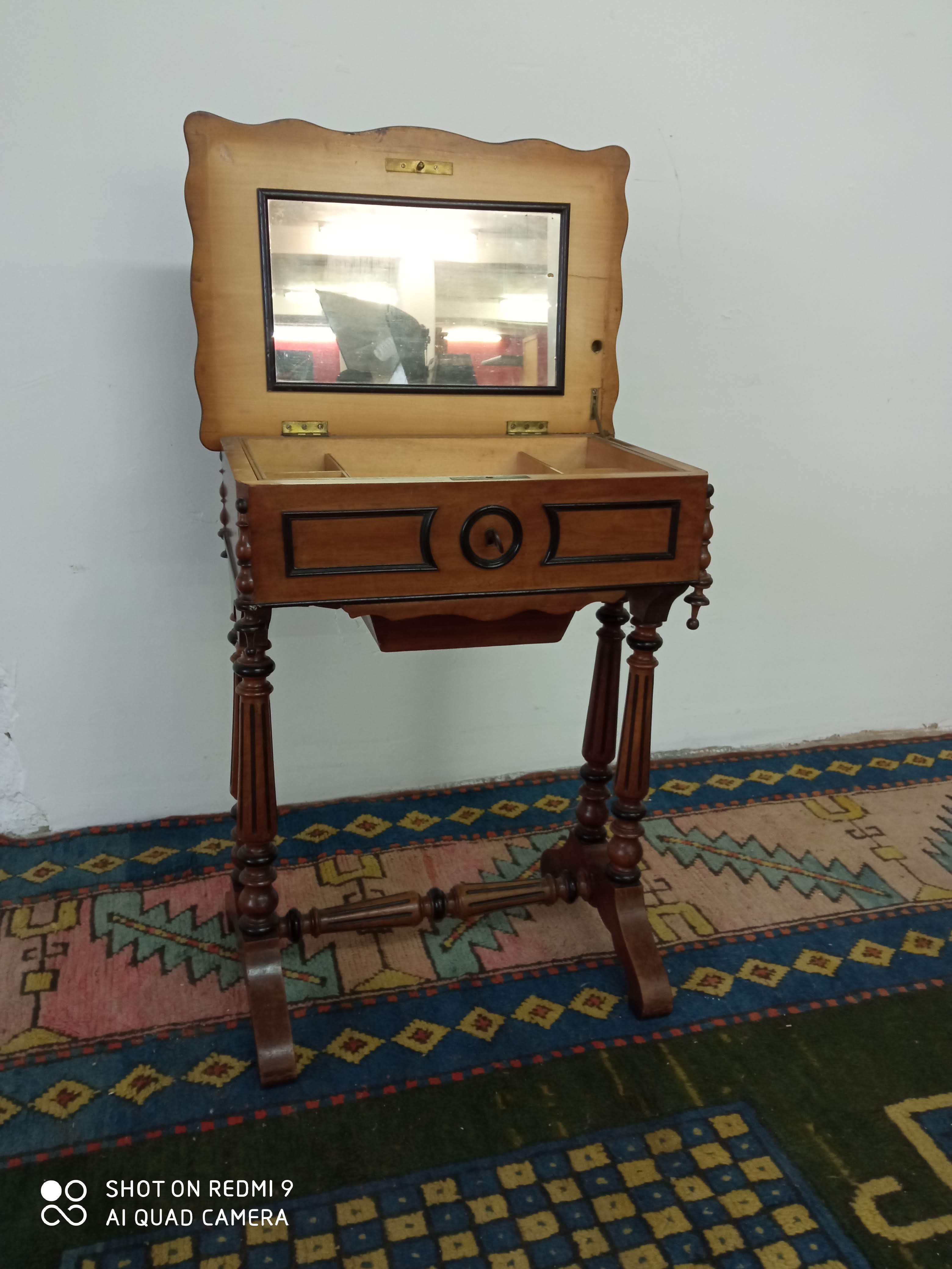 Healing/Boite has an ancient work