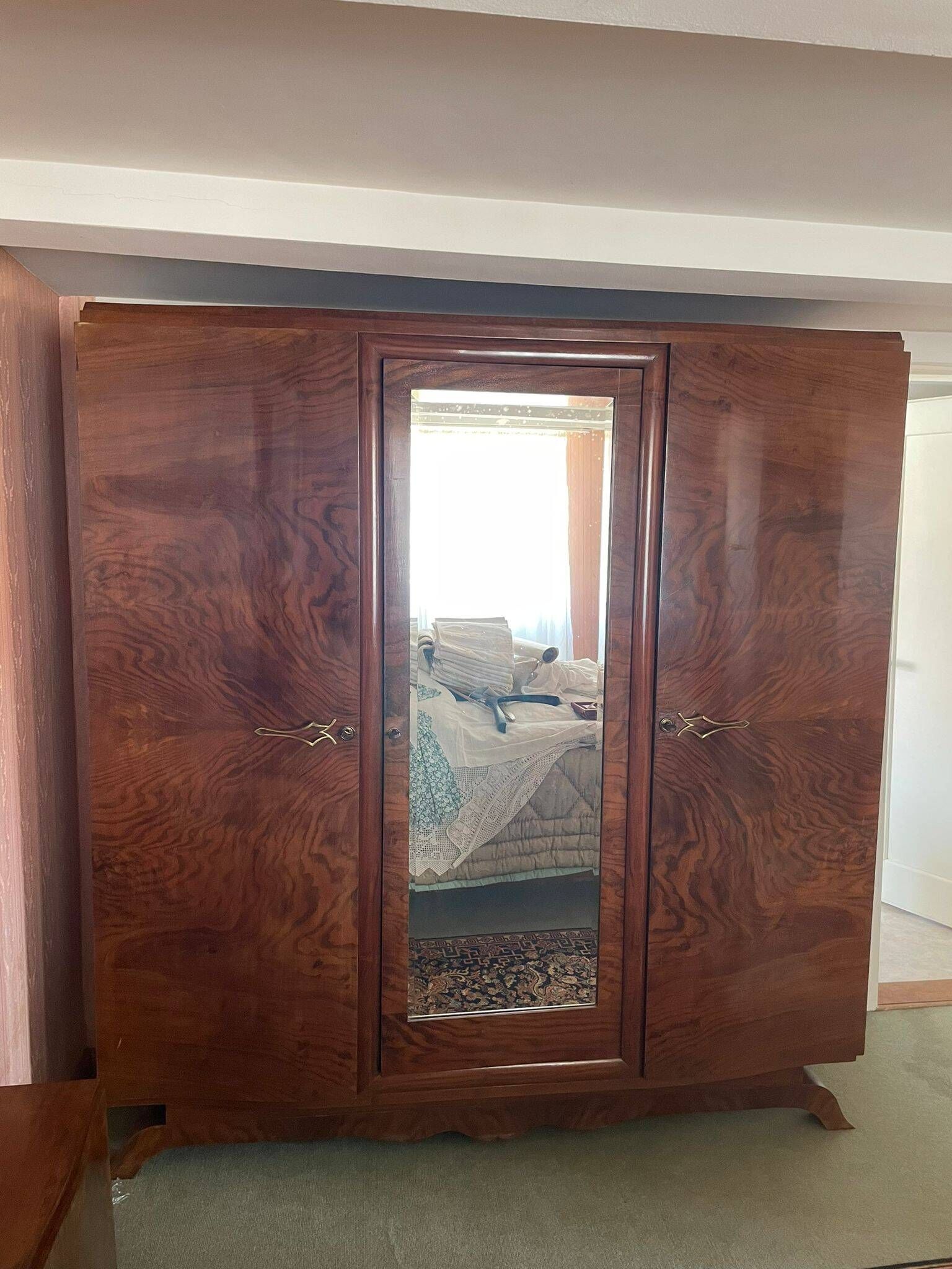 Armoire en merisier