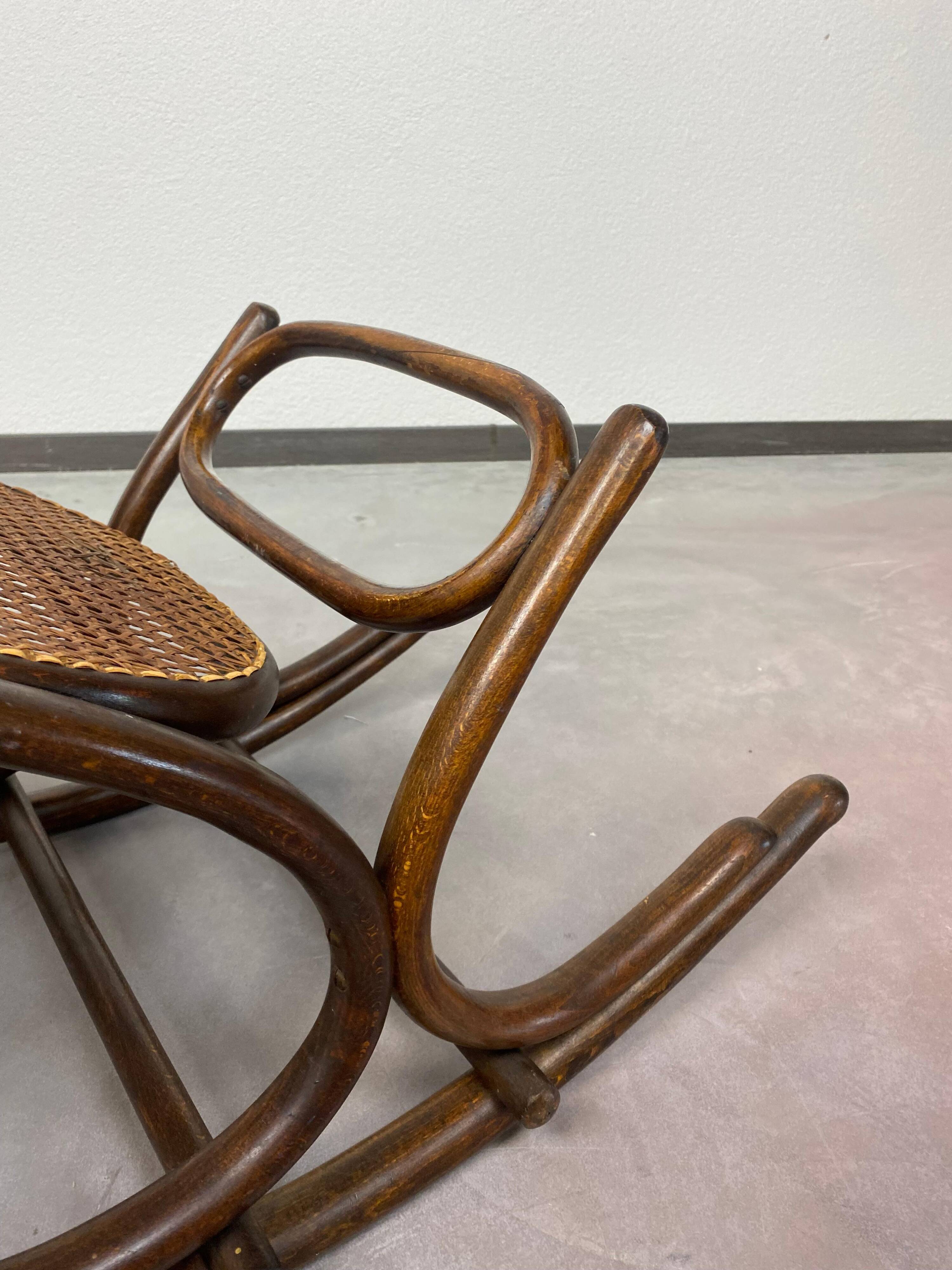 Repose-pieds à bascule Thonet