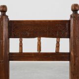 Chaise d'appoint espagnole en chêne sculpté et assise en velours, XIXe siècle