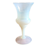 Vase coupe en opaline