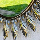 Oval leaf mirror