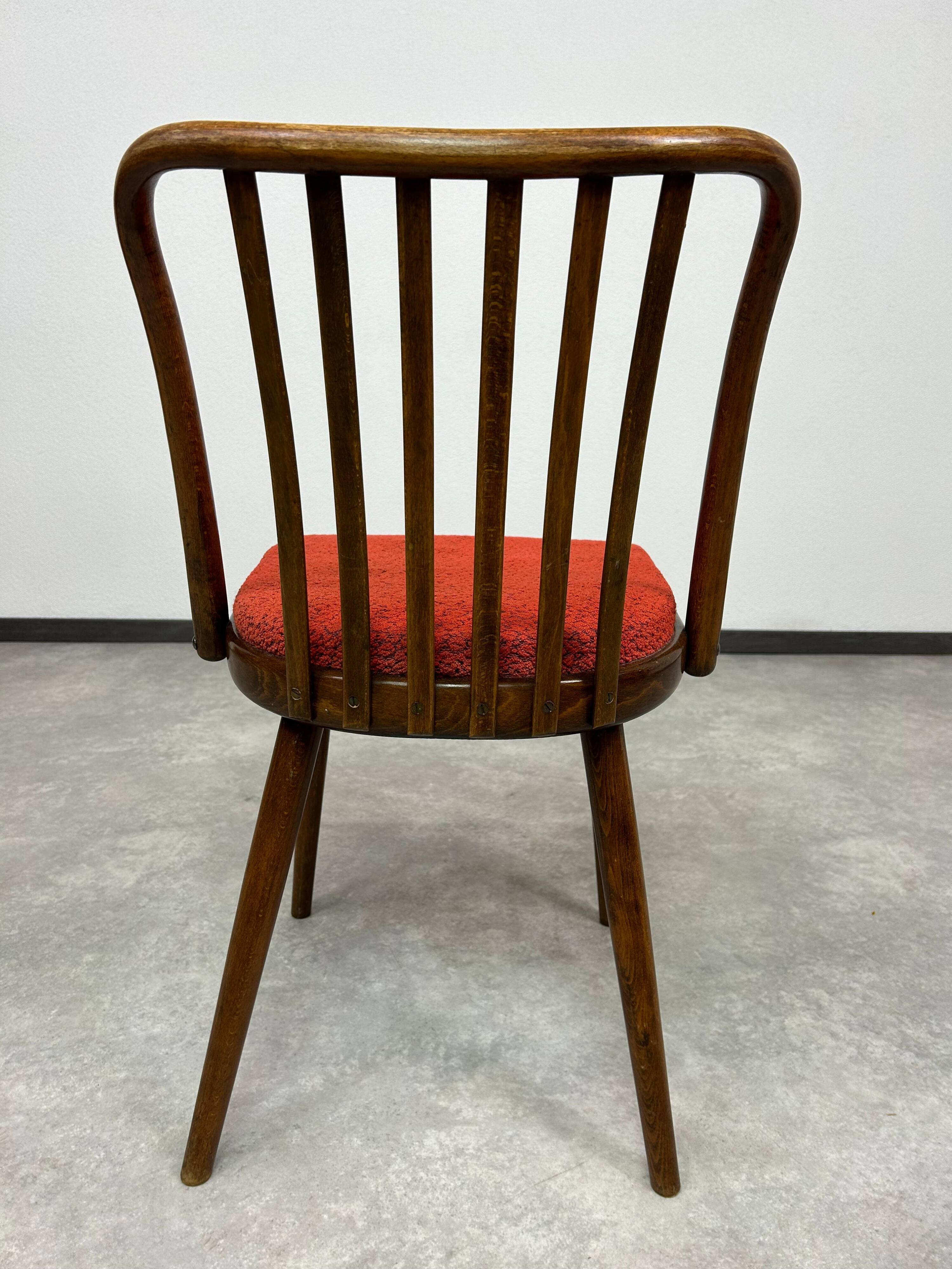 Set of 4 dining chairs by Antonín Šuman for TON