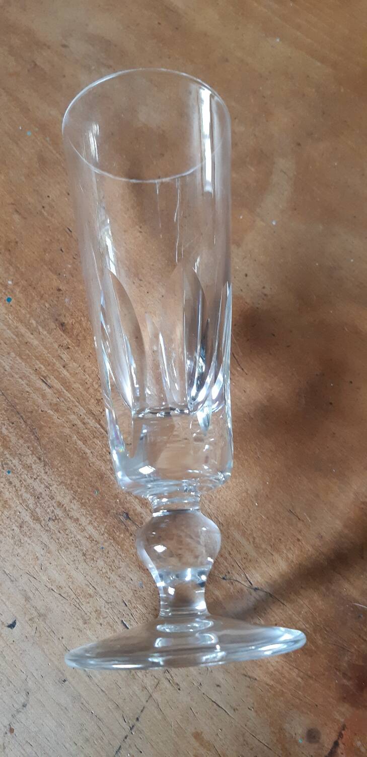 6 crystal flutes from St Louis
