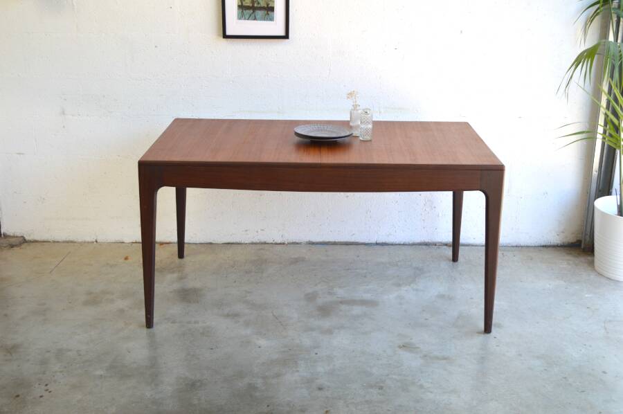 Modernist dining table by Younger 142 cm