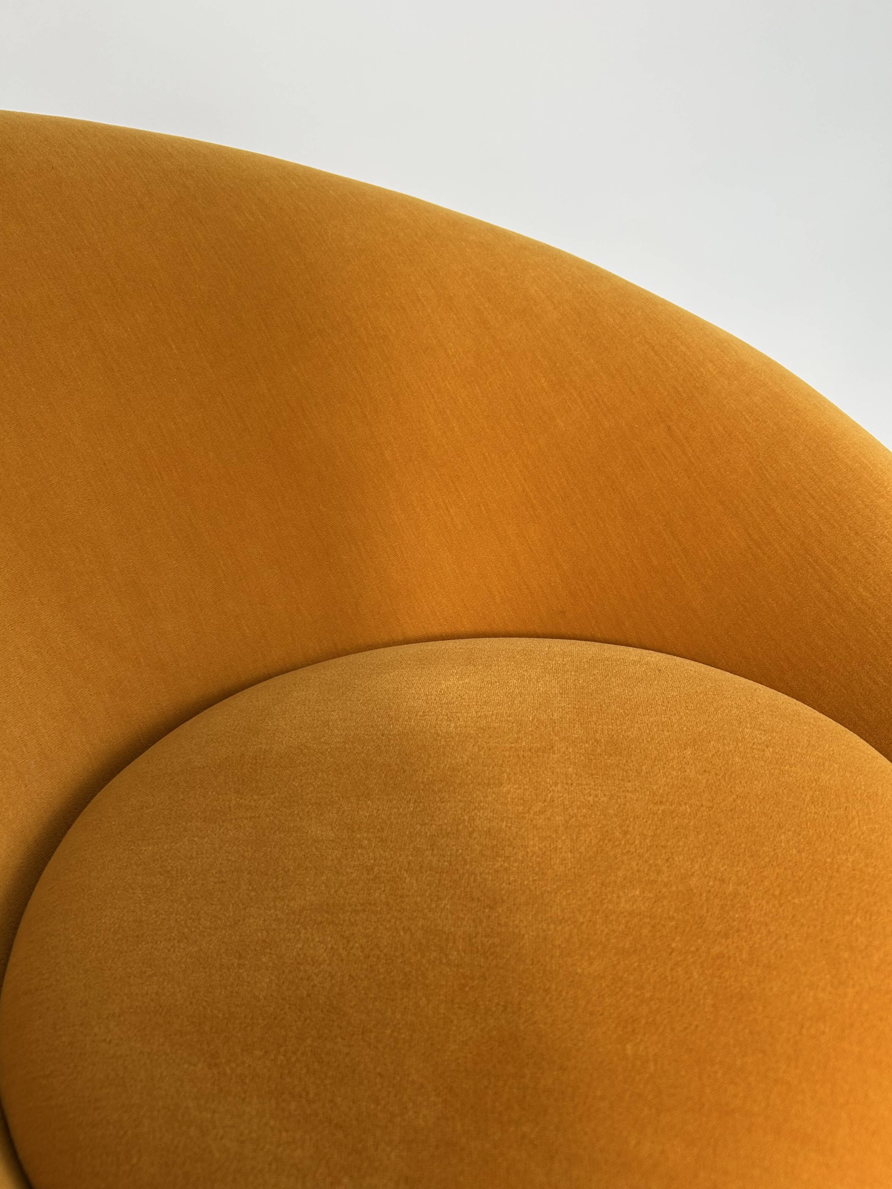 Mushroom armchair by Pierre Paulin and its ottoman, published by Artifort