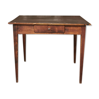 Farm table