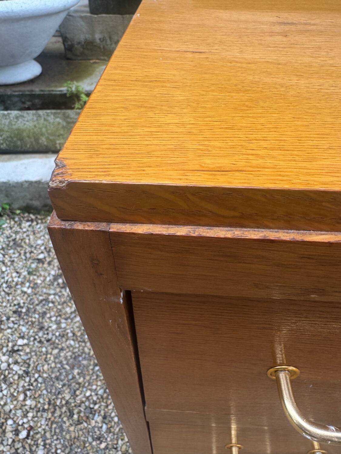 Commode vintage pieds compas