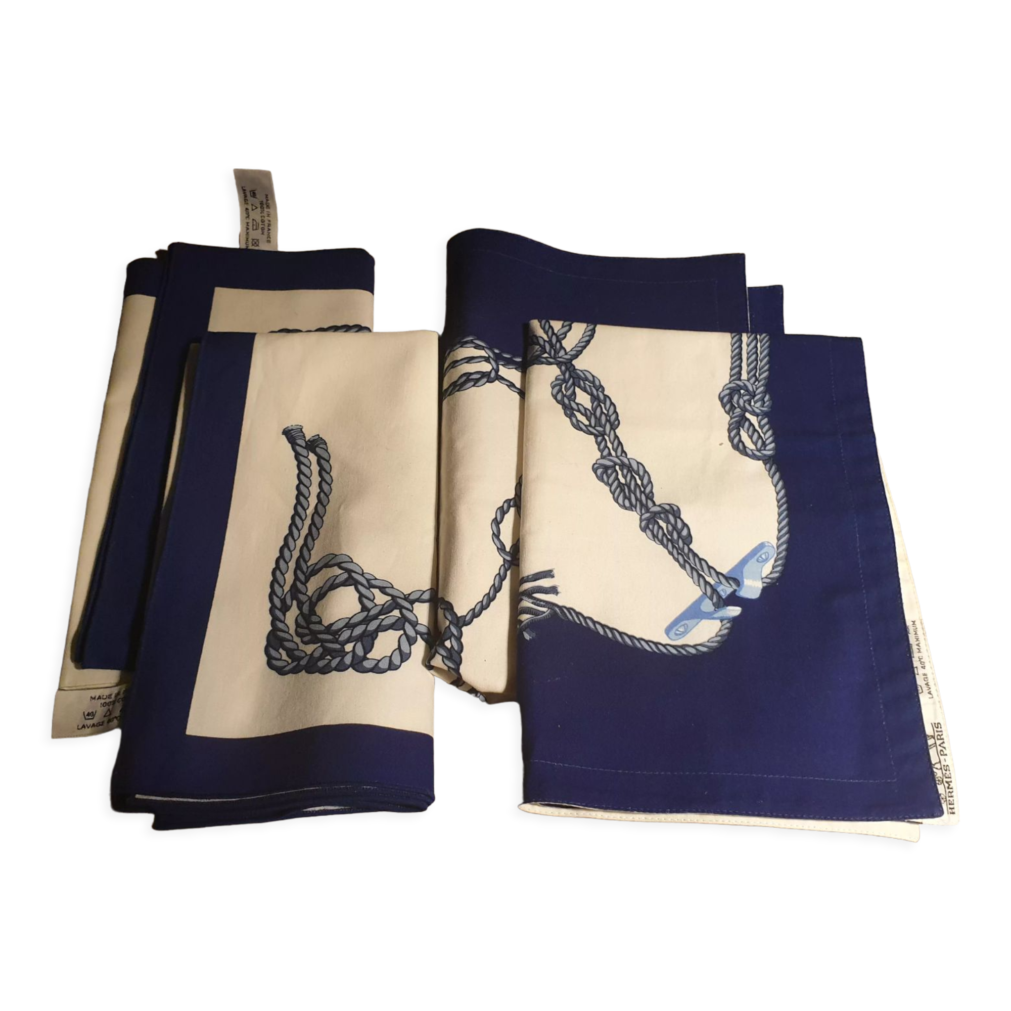 2 table clothes and 2 napkins Hermès House