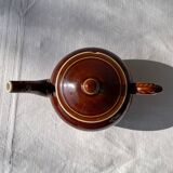 Brown retro teapot