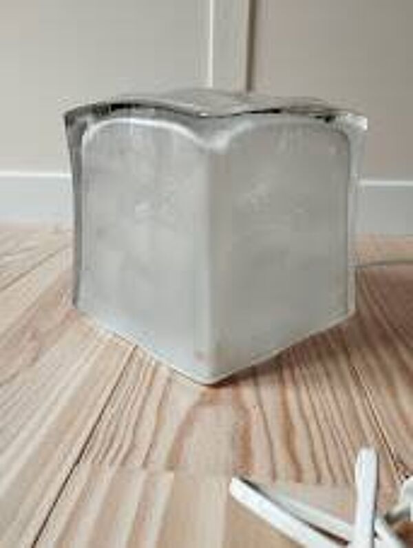 Lampe Ikea Iviken effet glaçon – design iconique années 2000