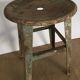 Tabouret d'atelier esprit wabi-sabi