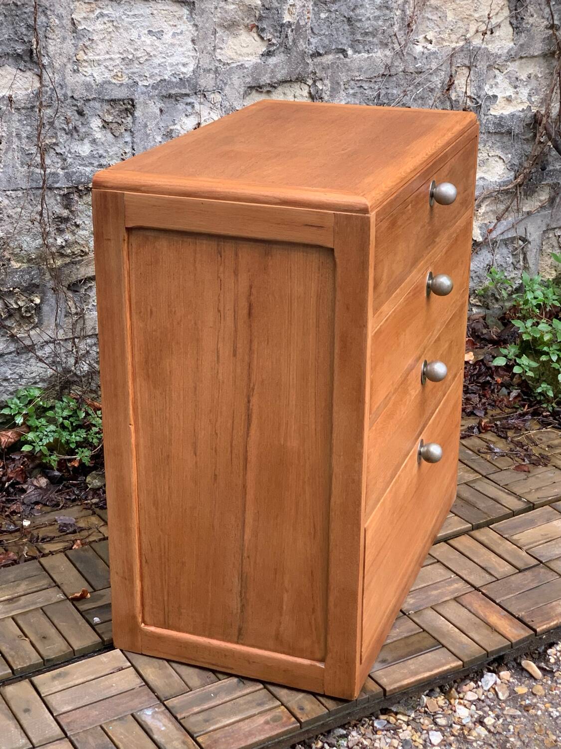 Vintage chest of drawers in solid raw wood from 1950