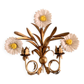 Applique en laiton doré à décor de marguerites
