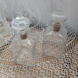2 carafes / flacons vintages en verre
