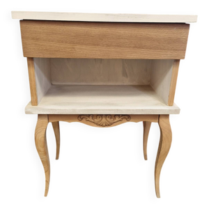 Table de chevet