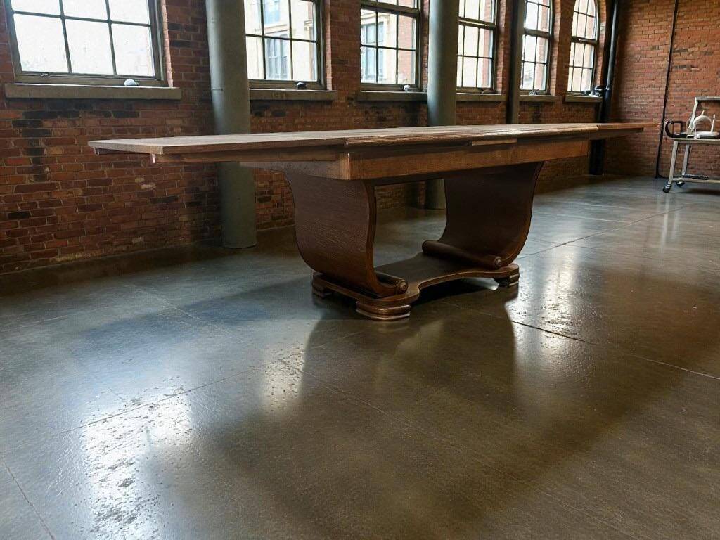 Art Deco extendable dining table