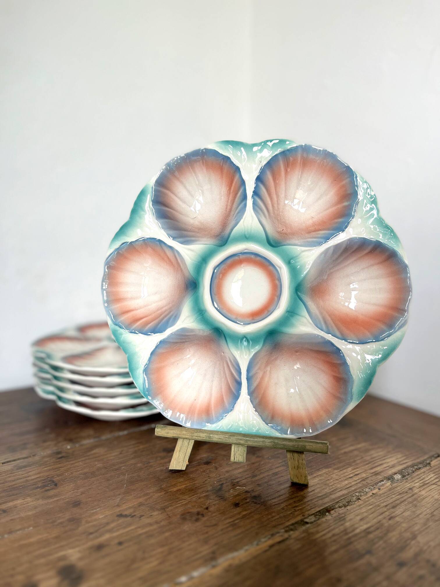 Majolica oyster plates, Digoin & Sarreguemines