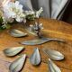 Individual flower-shaped ashtrays, solid brass, 1960s/70s