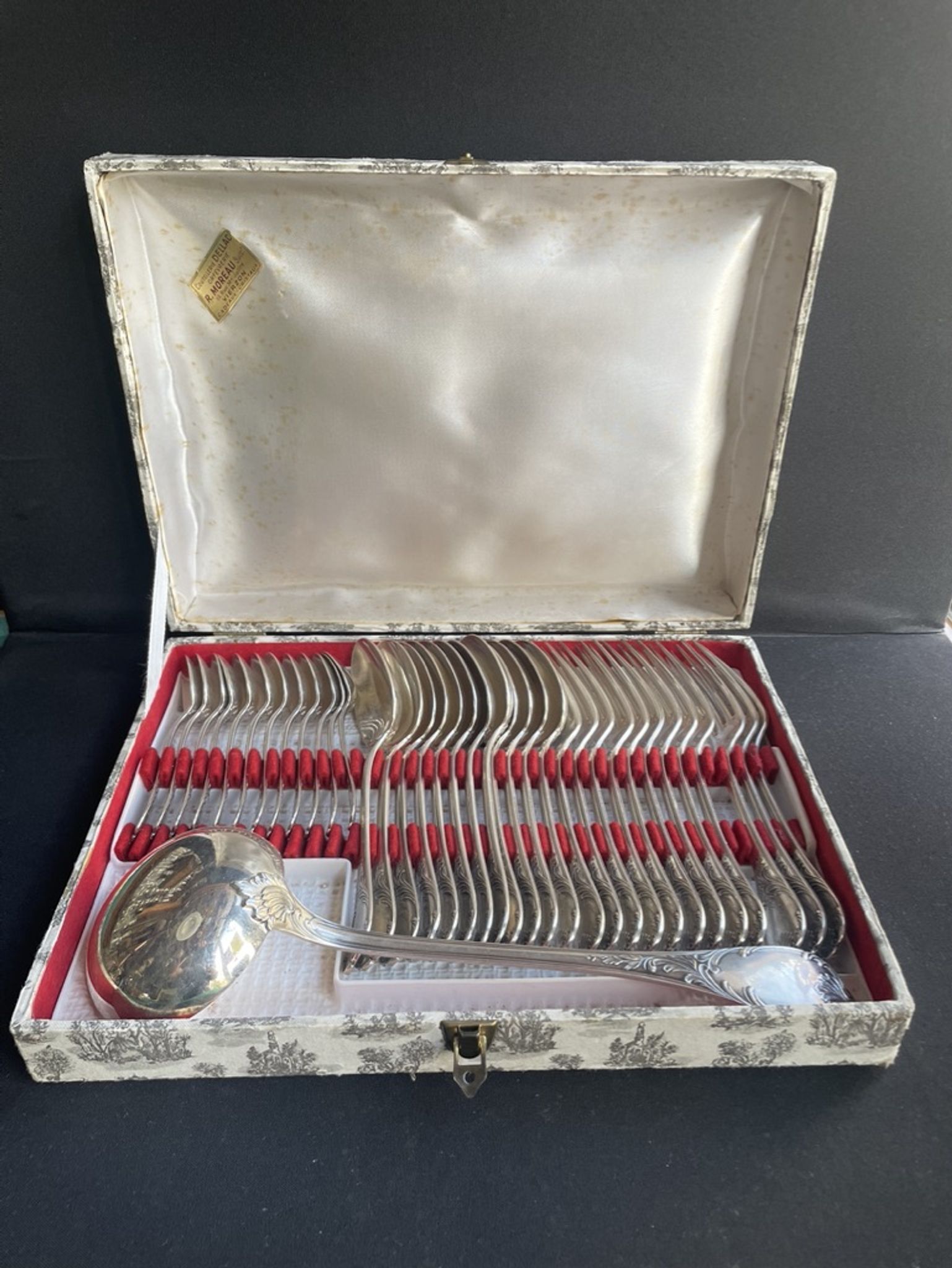 Ménagère 37 pièces - Christofle modèle Marly
