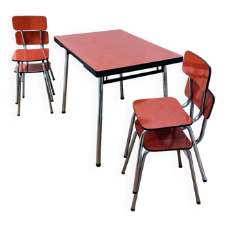 Ensemble table et chaises vintage en formica rouge