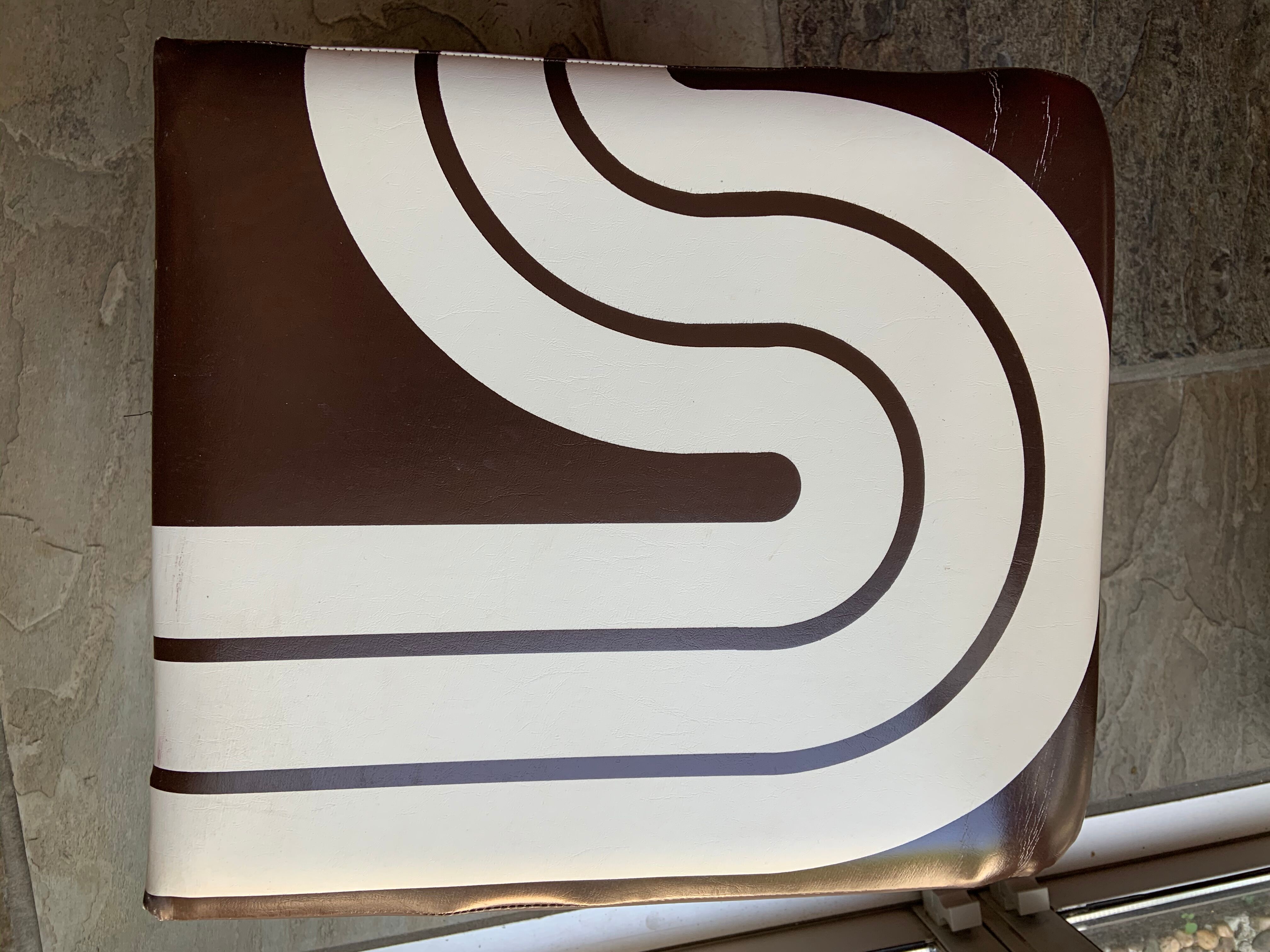 Pouf Pierre Cardin in 70s vinyl