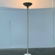 Lampe sur pied minimaliste allemande de l'ère spatiale de Cosack