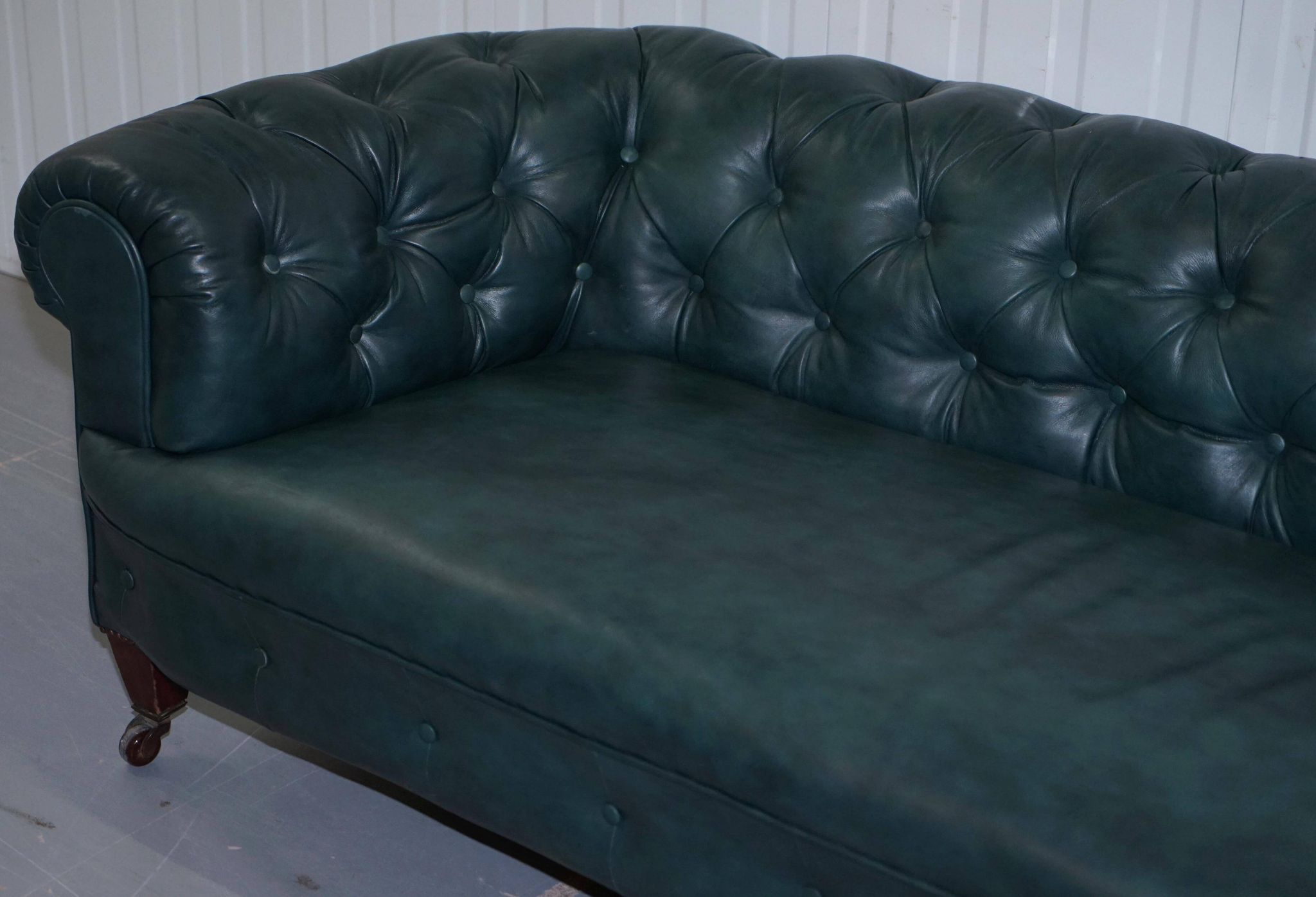 Victorian restored leather Chesterfield sofa 1890 Cornelius V Smith with springs