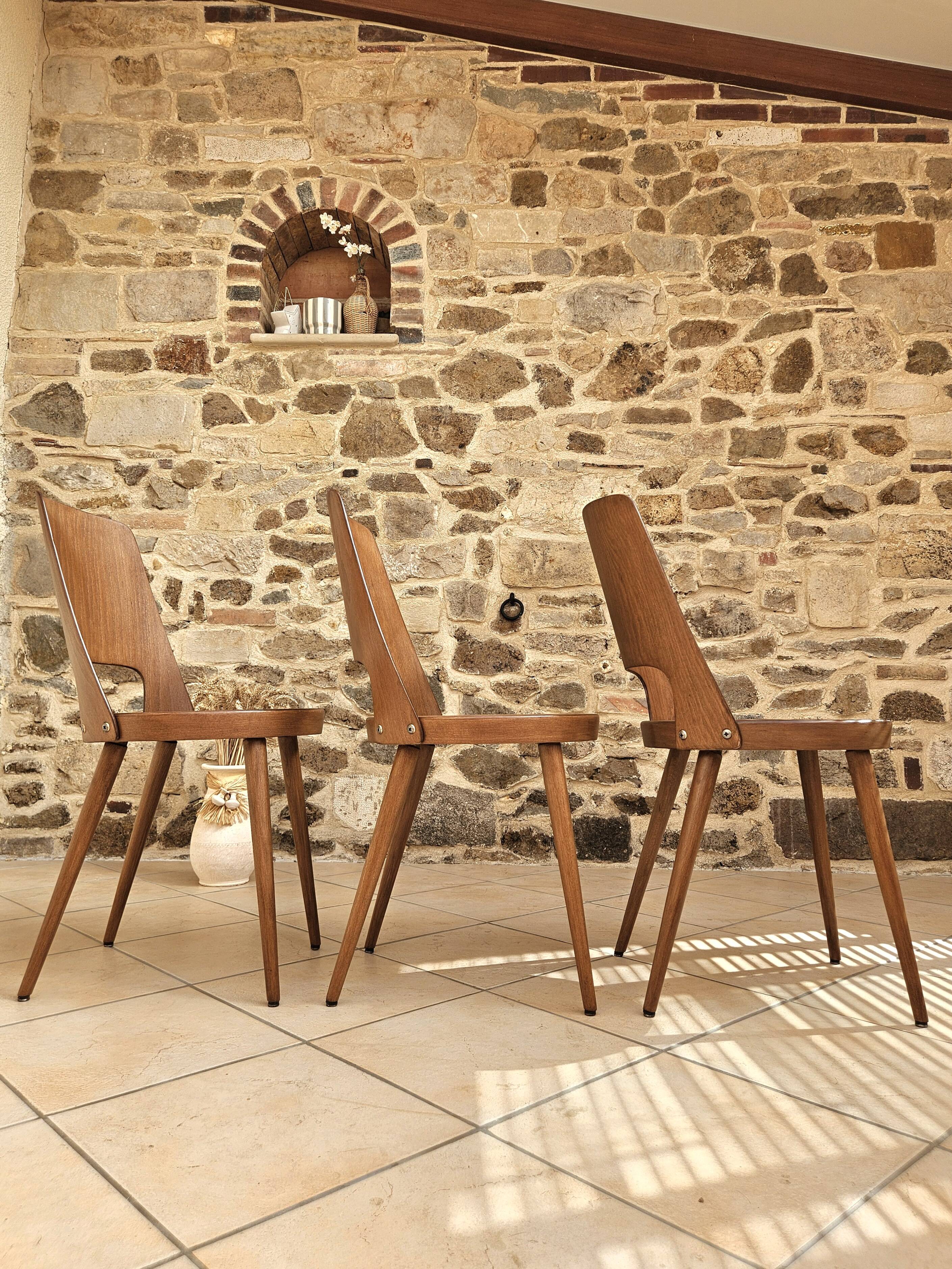 10 Baumann Mondor chairs
