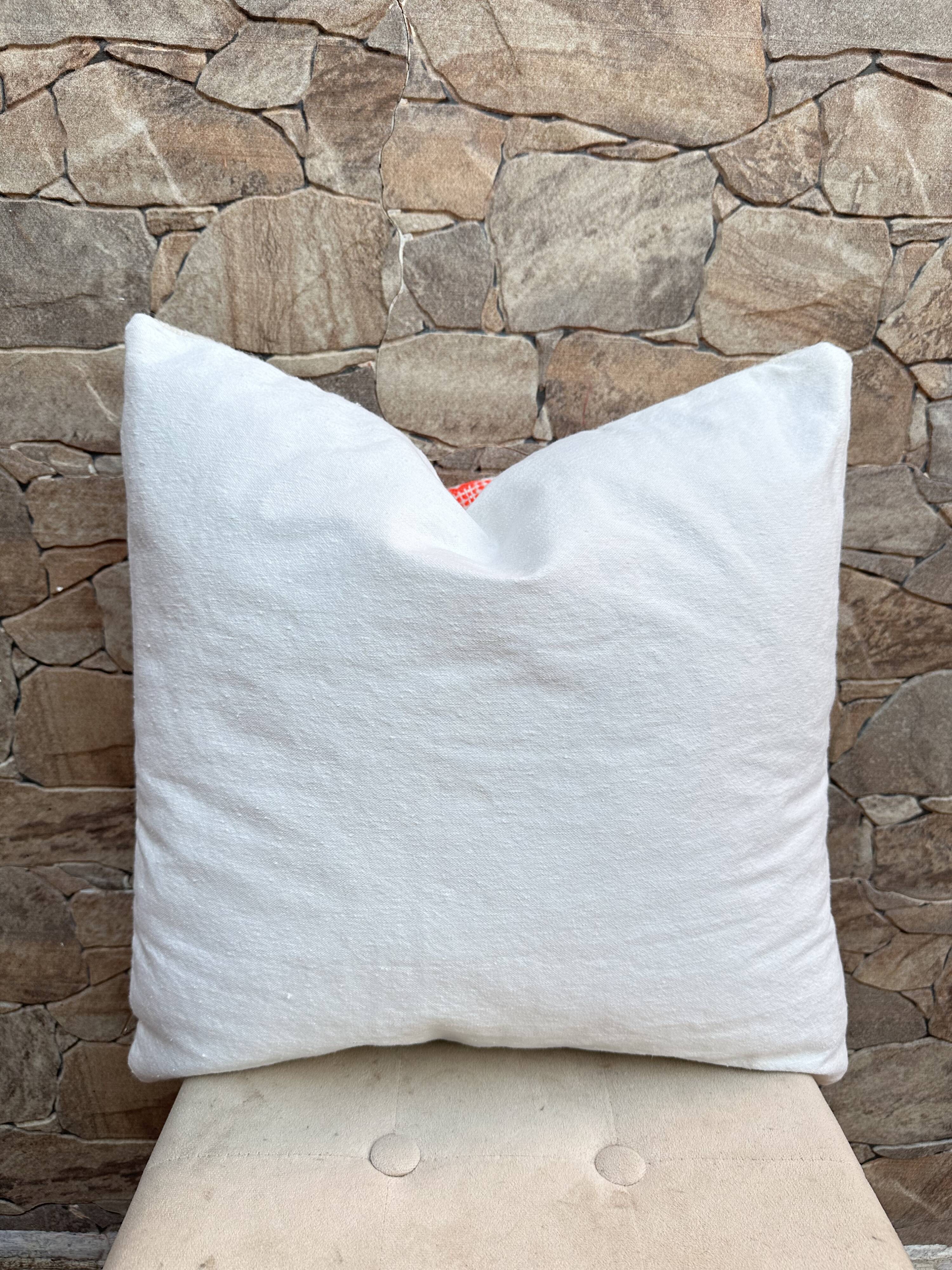 Handmade Berber wool cushion: Moroccan Kilim cushion (45x45cm)