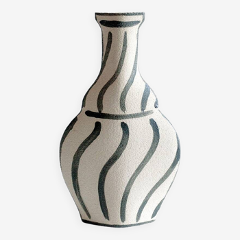 Ceramic Vase 'Morandi Vase - Black'