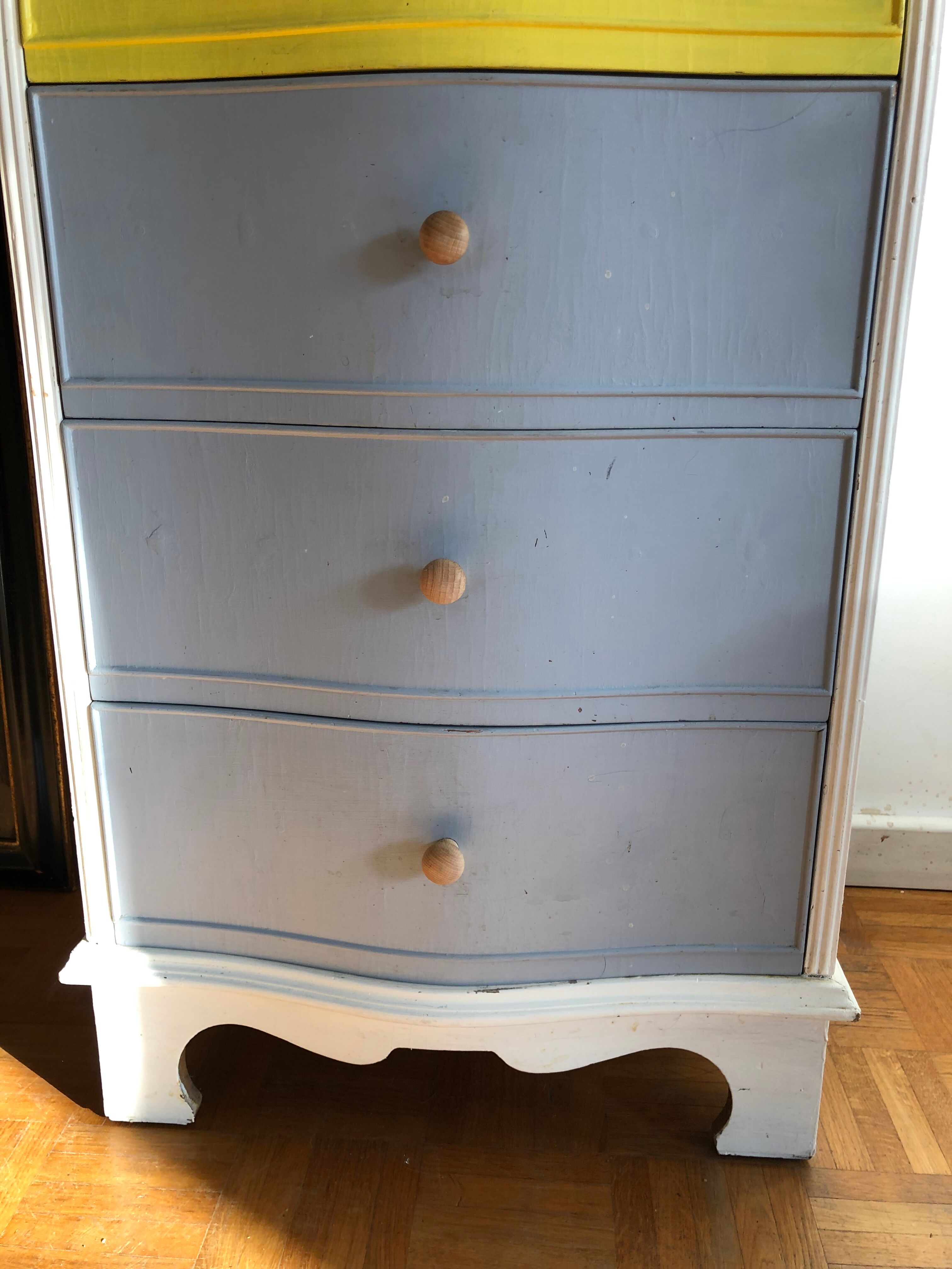 Painted English style chest of drawers