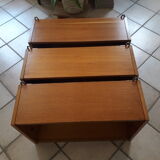 Wall display case in vintage oak veneer