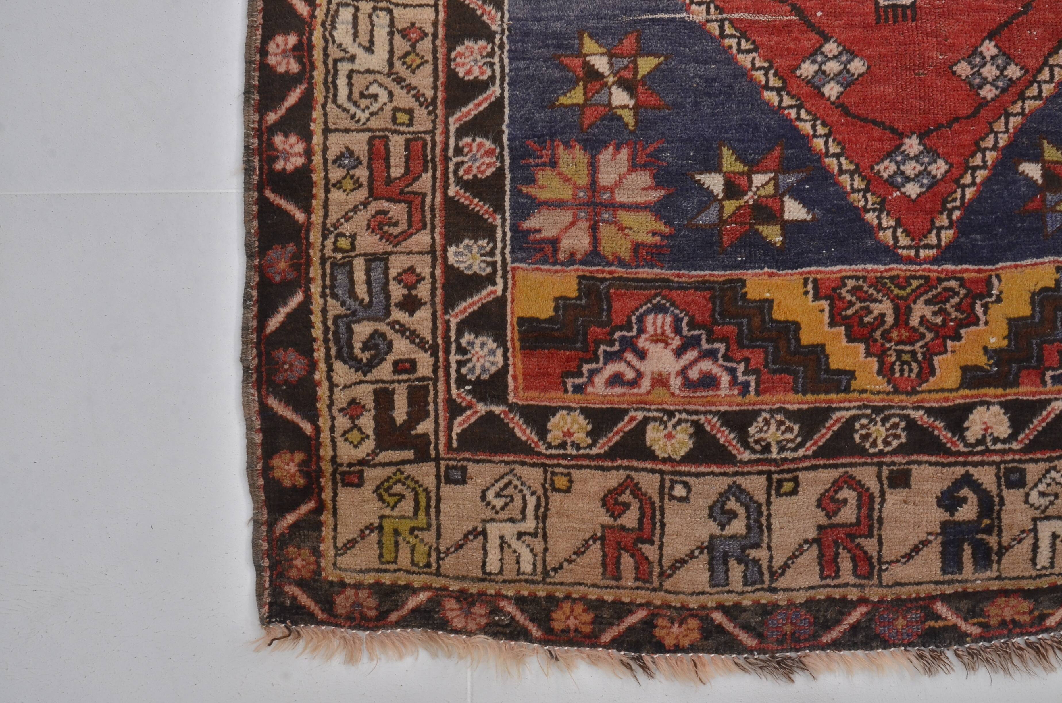 Tapis floral rouge et marron sku A32