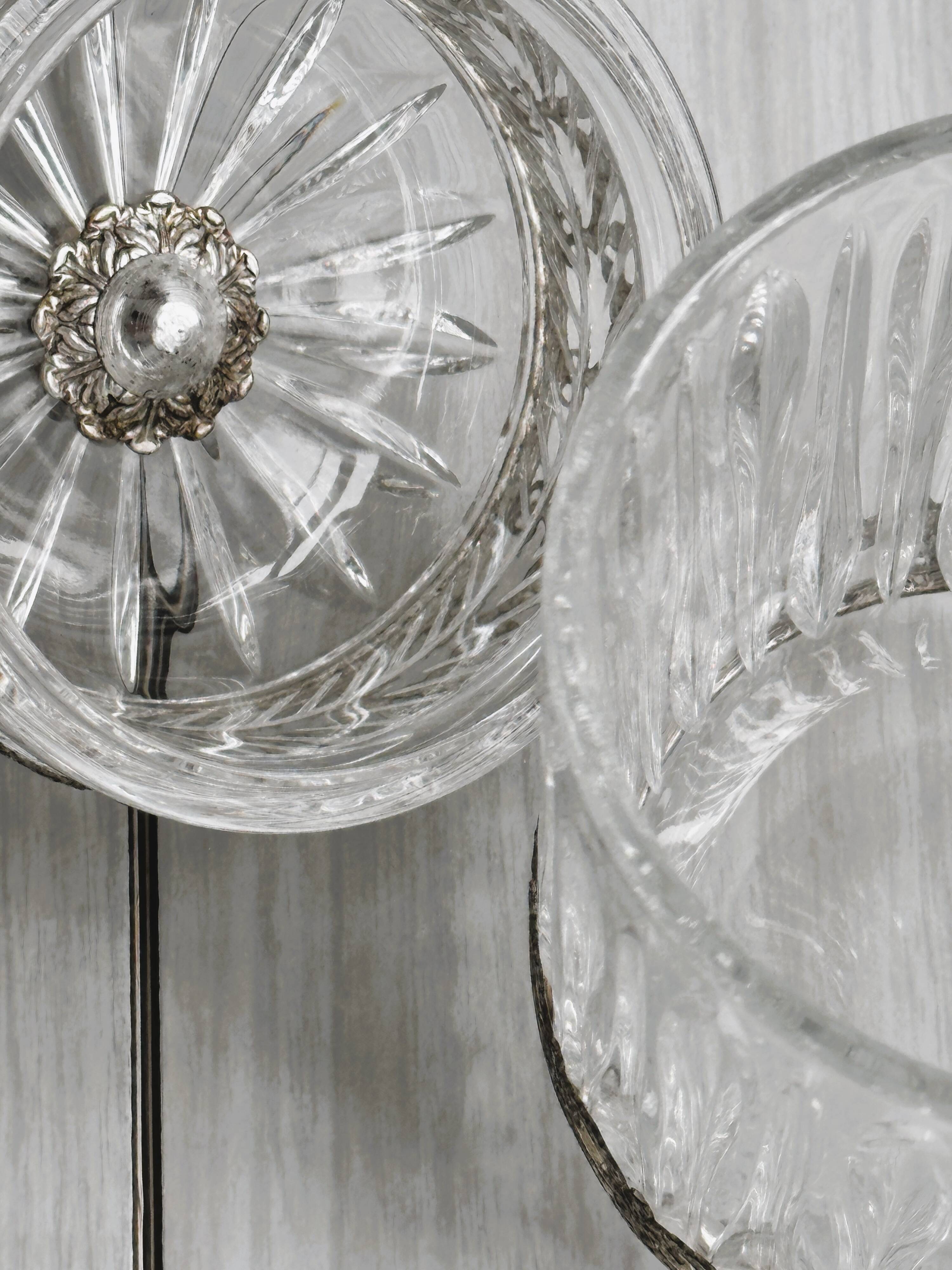 Condiment pot, crystal and metal sugar bowl.
