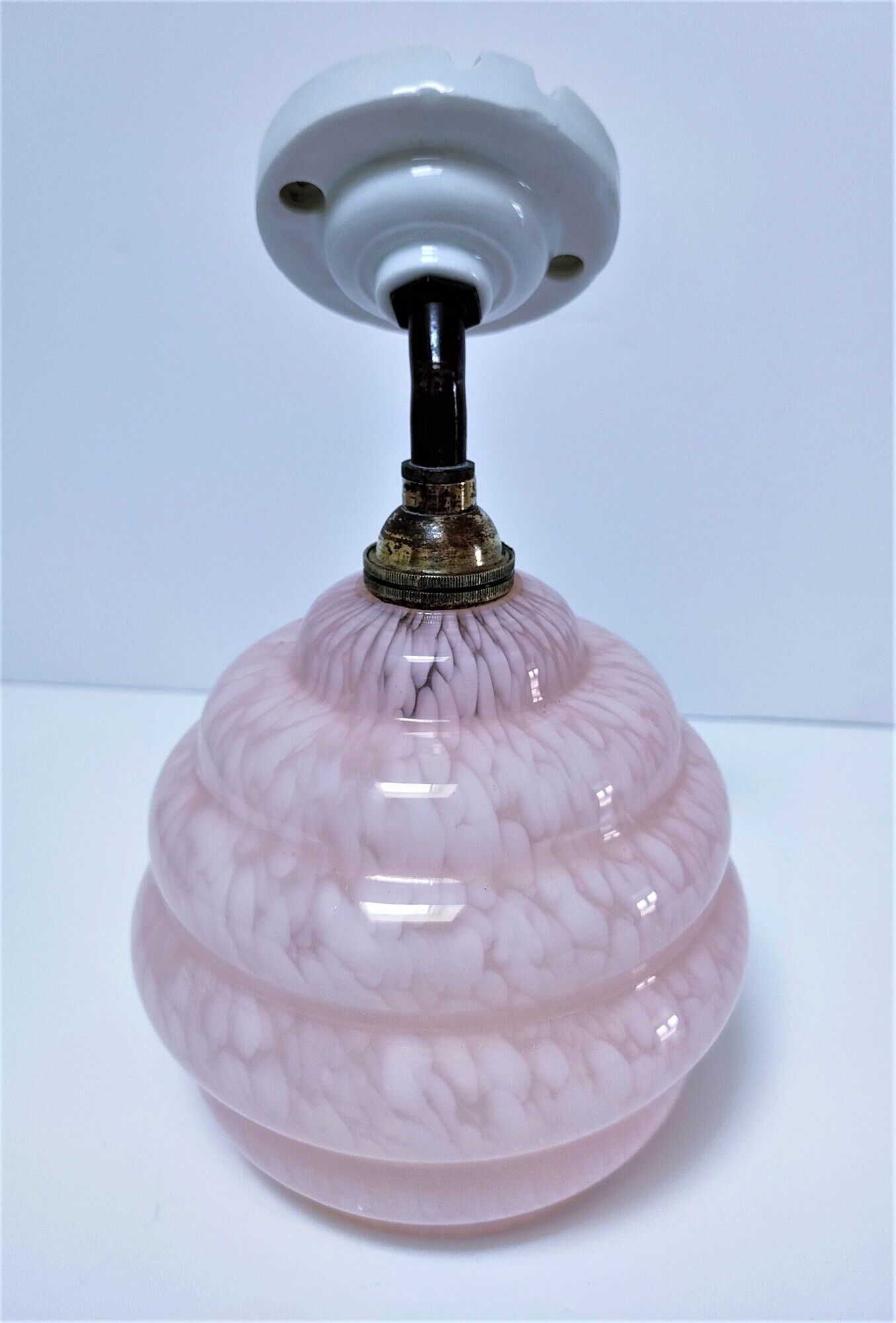 Art Deco wall lamp glass Clichy pink and porcelain