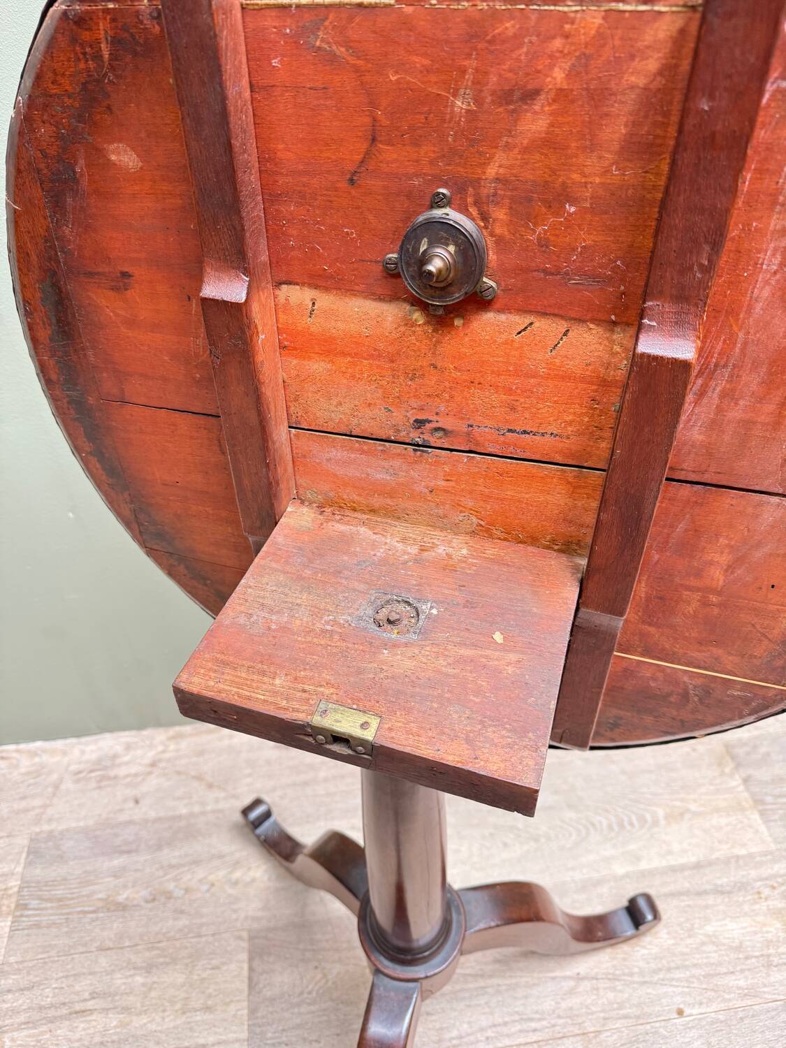 Pedestal Table In Mahogany Tripod, Louis XVI XVIII Eme Century