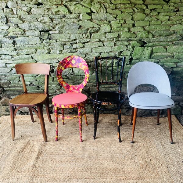 Ensemble de 4 chaises dépareillées