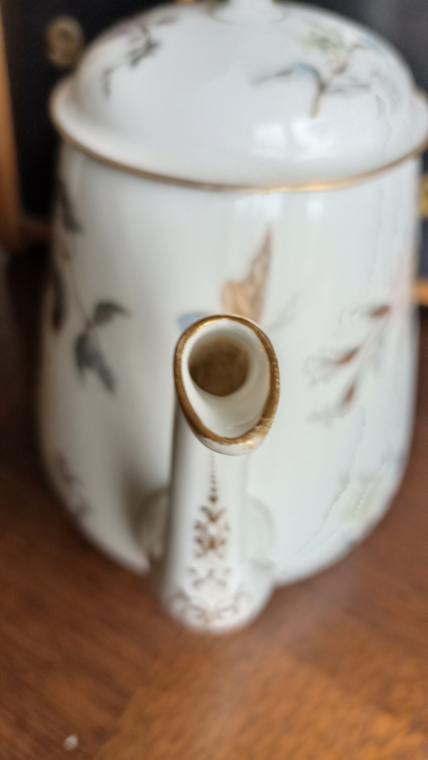 Paris porcelain pourer, Vermont Brothers of the nineteenth century